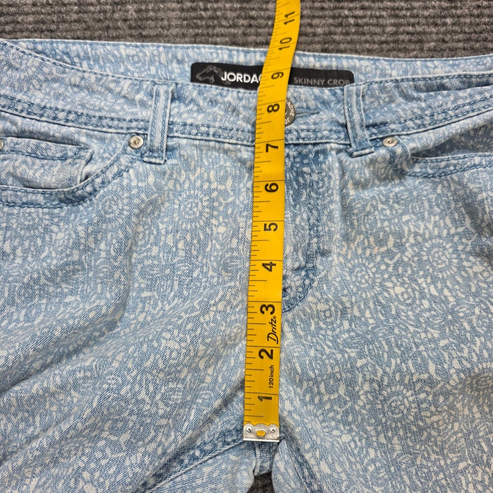 Jordache Skinny Crop Jeans Women's Size 8 Light Blue Floral Lace Print Raw Hem - Picture 7 of 8